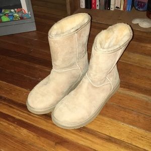 Sand Ugg Boots, Size 9, Barely Worn